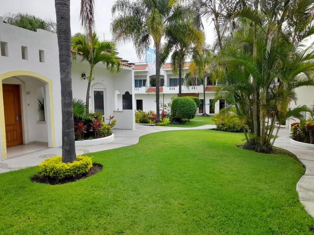 Los Canarios Cuernavaca Buitenkant foto